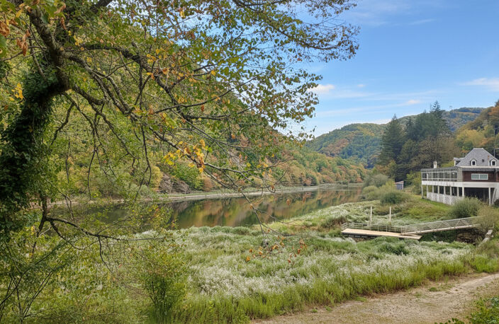 Ancien restaurant avec vue panoramique sur la Dordogne, 15700 Pleaux — photo 2