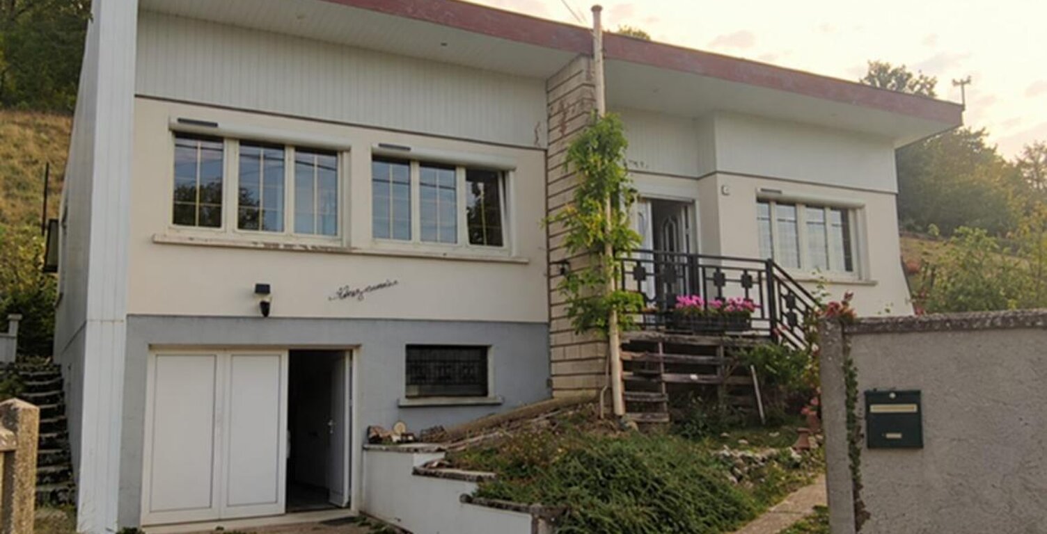 Axe Ligny-en-Barrois  - Gondrecourt-le-Château  ! Maison avec vue sur le canal et terrain de près de 5 800 m² — photo 1