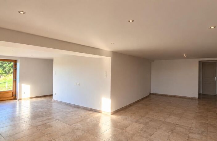À Vendre Maison Divisible en 3 Logements — photo 4