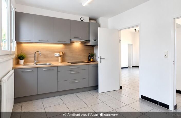 Maison deux niveaux 8 pièce(s) 135 m2 — photo 4
