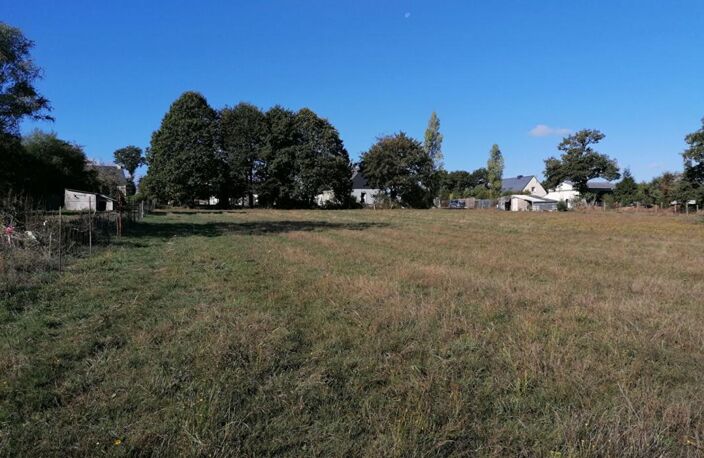 Ploërmel . Terrain exceptionnel de 4 000 m² avec 700 m² constructibles — photo 3