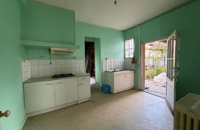Maison de ville à rénover de 120 m² ? 3 chambres, Garage et extérieur ? — photo 5
