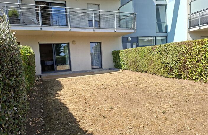 Saint Martin Des Champs Appartement 2 pièce(s) 37 m2 en rez-de-jardin — photo 2