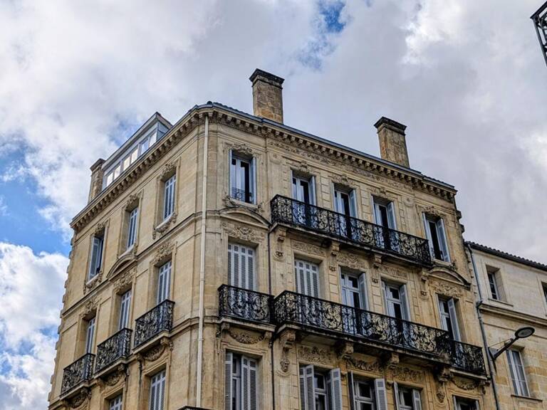 Appartement Bordeaux charme de l'ancien et vue cathédrale — photo 1