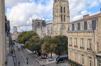 Appartement Bordeaux charme de l'ancien et vue cathédrale — photo du bien