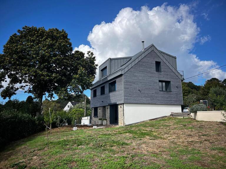 SAINT-AVÉ - MAISON FAMILIALE AVEC APPARTEMENT INDÉPENDANT - TERRAIN DE 802 m² — photo 1