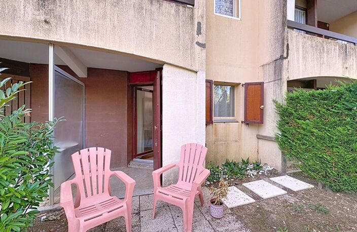 Appartement Greoux Les Bains / jardinet — photo 4