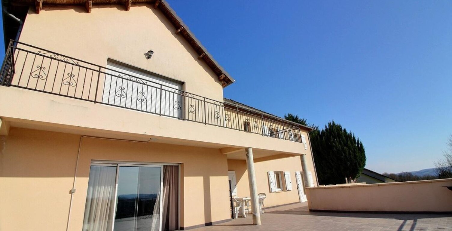 BRIVE - Malemort ? 2 maisons en 1 ? 290 m² ? 7 chambres ? DPE B - Terrain 2000m² — photo 1