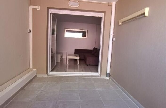 Appartement T2  Avec TERRASSE et Place de Parking — photo 5