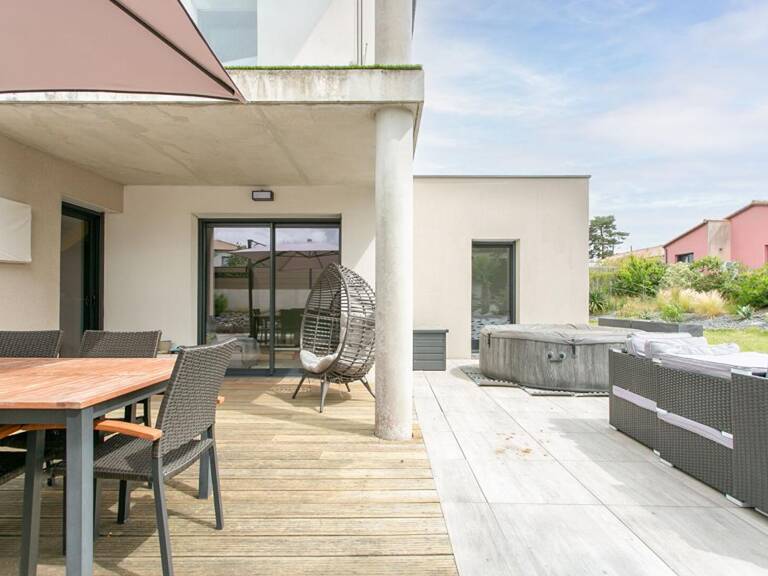 Maison Mouzillon 6 P . 4 Chs . Bureau . 138.77 M² . T 681 M² . Garage . Terrasse . Balcon — photo 1