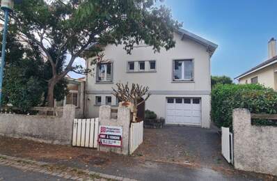 Maison Gorges Centre 8 P . 4 Chs . 174.34 M² . T 575 M² . Garage . Cave . Balcon — photo du bien