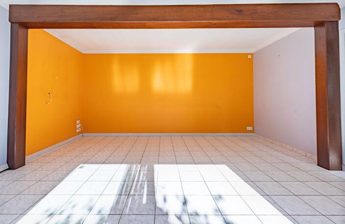Maison Gétigné Centre 4 P . 3 Chs . 107,48 M² . Garage . T 121 M² — photo 4