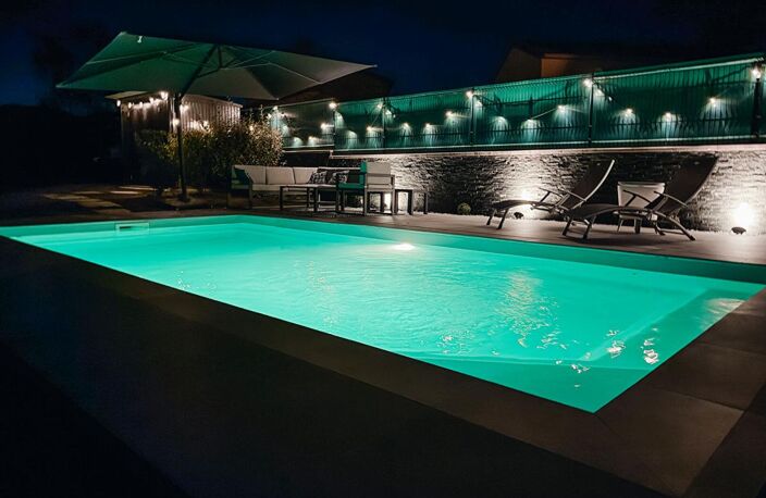 Maison Gorges 5 P . 4 Chs . 121.85 M² . T 883 M² . Garage . Piscine . Terrasses . Abri voiture — photo 2