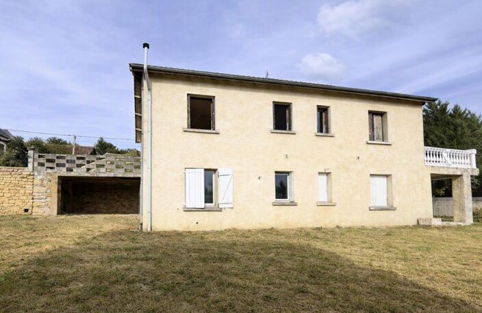 Masclat 46350: Maison de village 6 pièce(s) 145 m2, sans vis-à-vis, deux logements indépendants et 5 045 m² de terrain — photo 2