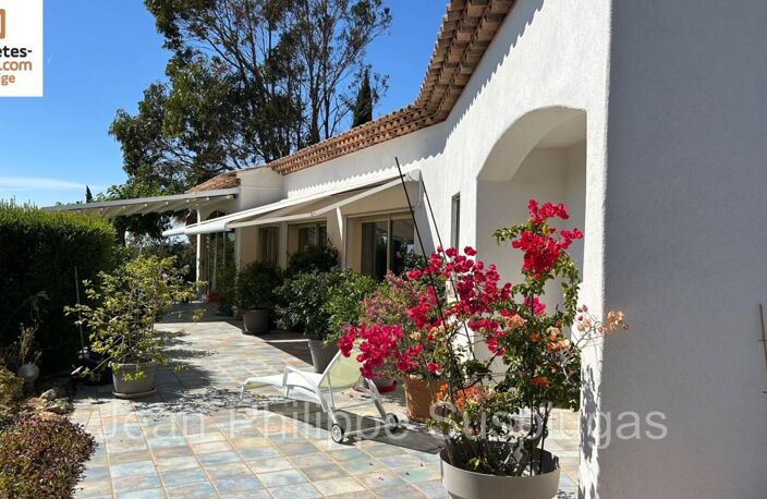 Villa vue mer pour clientèle exigeante La Cadiere D'Azur 7 pièce(s) 230 m2 — photo 3