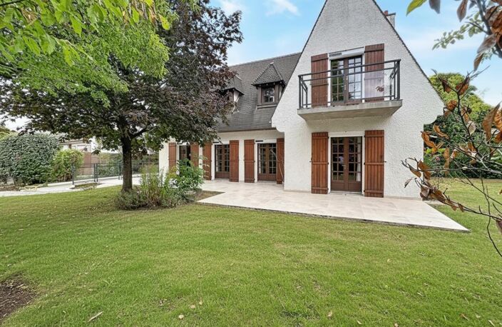 MAISON FAMILIALE EN LISIÈRE DE FORÊT, AU CALME ABSOLU — photo 3