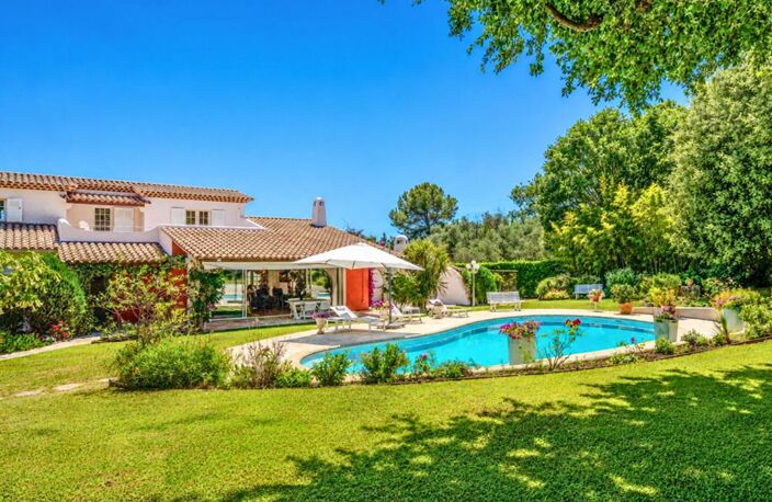 Villa 7 pièces 300 m2 avec parc paysager et piscine - LE ROURET — photo 2