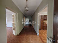Carpentras Lègue - Maison de 7 pièce(s) de 210 m² avec 5 chambres, jardin et garage — photo 4