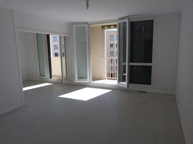 Appartement 3 pièces à louer à Aubenas - Quartier Paillouse - Baza — photo du bien