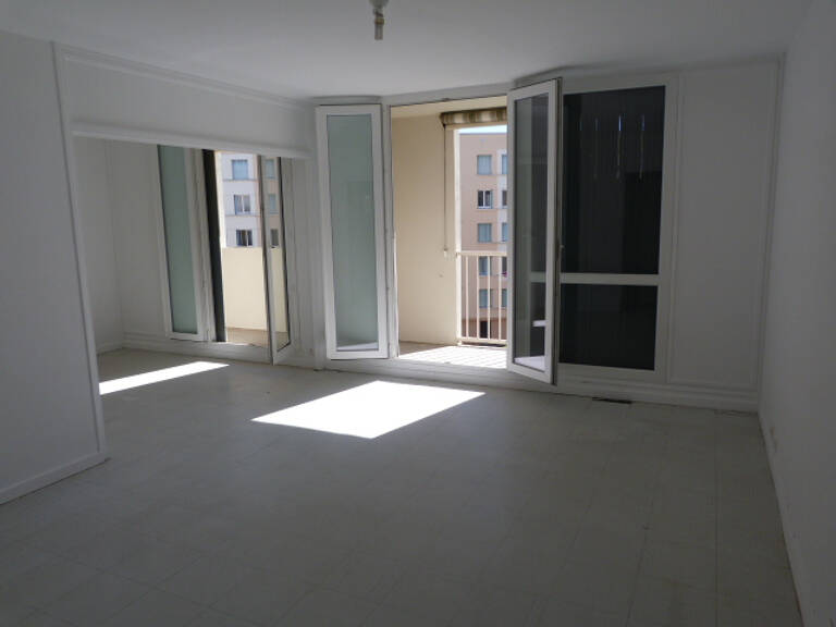 Appartement 3 pièces à louer à Aubenas - Quartier Paillouse - Baza — photo 1