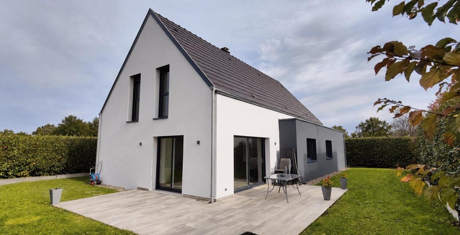 Belle Maison récente, moderne et lumineuse de 156 m2 et 5.60 ares de terrain 4 grandes chambres — photo 1