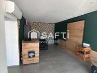 Maison, immeuble en plein bourg de Bellegarde. — photo 3