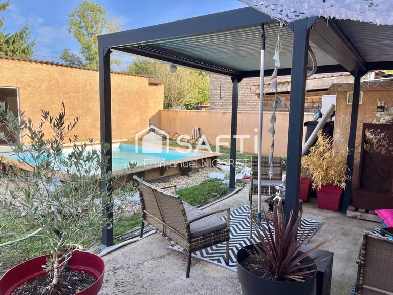 Belle maison ancienne rénovée avec 4 chambres et piscine — photo 1