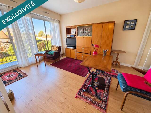 T3 dernier étage avec ascenseur avec balcon et parking — photo du bien