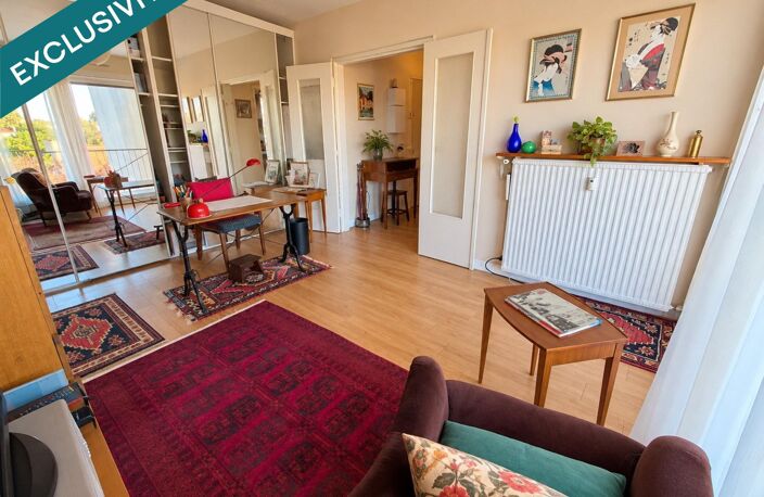 T3 dernier étage avec ascenseur avec balcon et parking — photo 2