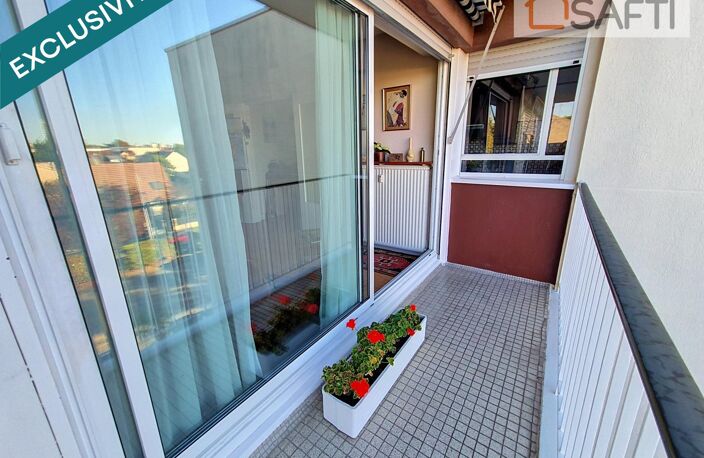 T3 dernier étage avec ascenseur avec balcon et parking — photo 3