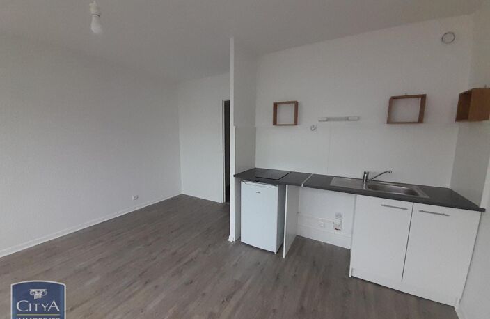 Location appartement 1 pièce 25 m² à Chambéry (73000) — photo 3