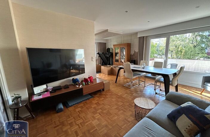 Location appartement 4 pièces 90 m² à Chambéry (73000) — photo 4