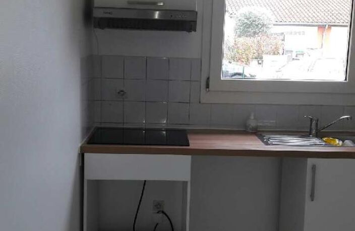 Location maison 4 pièces 79 m² à Pibrac (31820) — photo 3