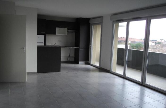Location appartement 3 pièces 63 m² à Toulouse (31200) — photo 3