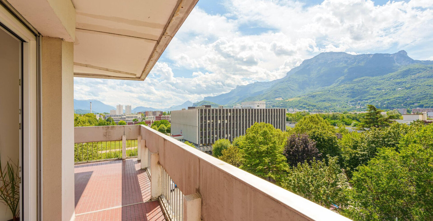 Dernier étage, vue dégagée, balcon 16m² — photo 1