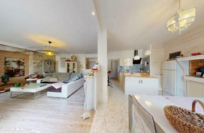 NARBONNE  Appartement T2bis de 77m2  avec vue sur la robine — photo 4