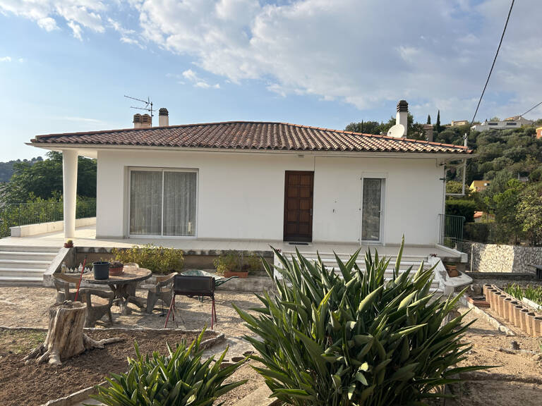 OLLIOULES Vue dégagée et proche du village à pied — photo 1