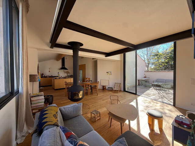LA CADIERE D'AZUR - MAISON D'ARCHITECTE - RARE A LA VENTE — photo du bien
