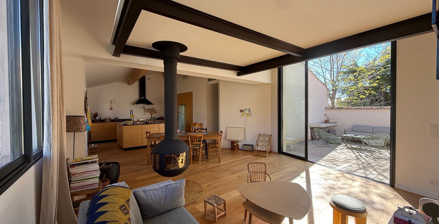 LA CADIERE D'AZUR - MAISON D'ARCHITECTE - RARE A LA VENTE — photo 1