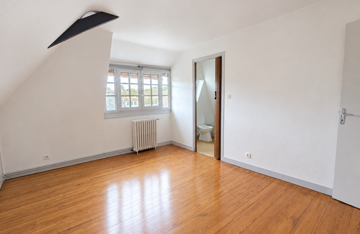 Duplex de 3 chambres au centre-ville d'Oloron-Sainte-Marie — photo 5