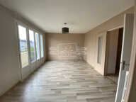 SPACIEUX T2 AVEC BALCON - CAVE ET PARKING — photo 3