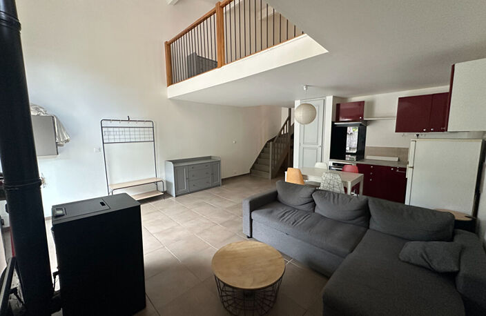 Vente Aix nord en exclusivité LC Gestion vous propose un appartement indépendant de type 2 avec cour privative — photo 4