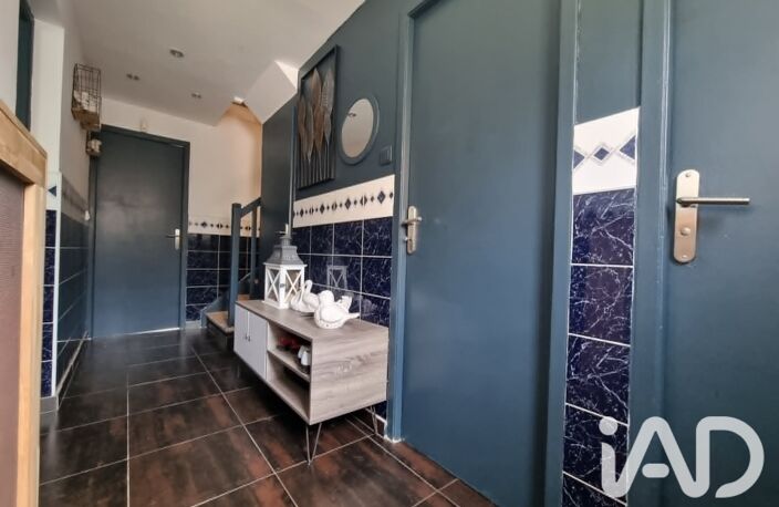 Vente Maison/villa 9 pièces — photo 2