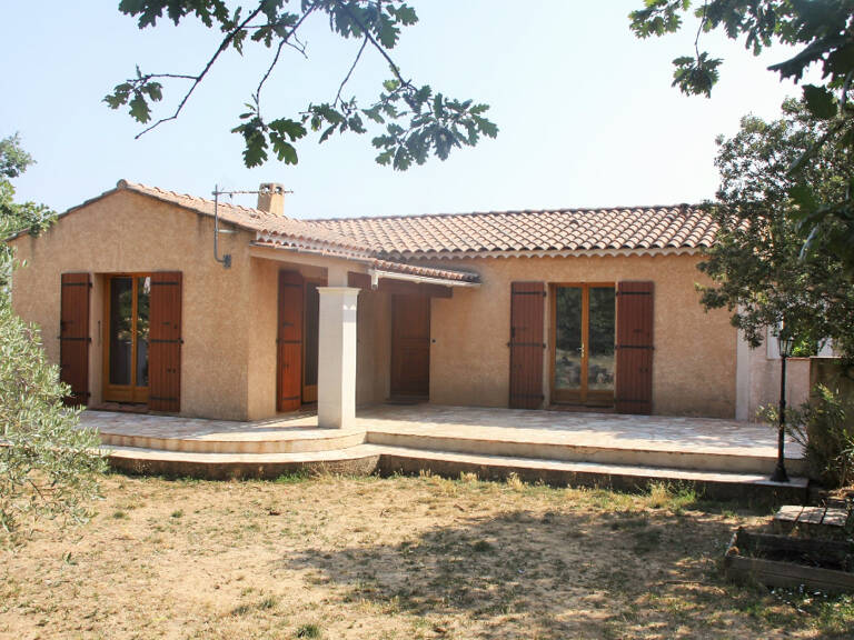 Maison avec 4 chambres et garage à Tourves — photo 1