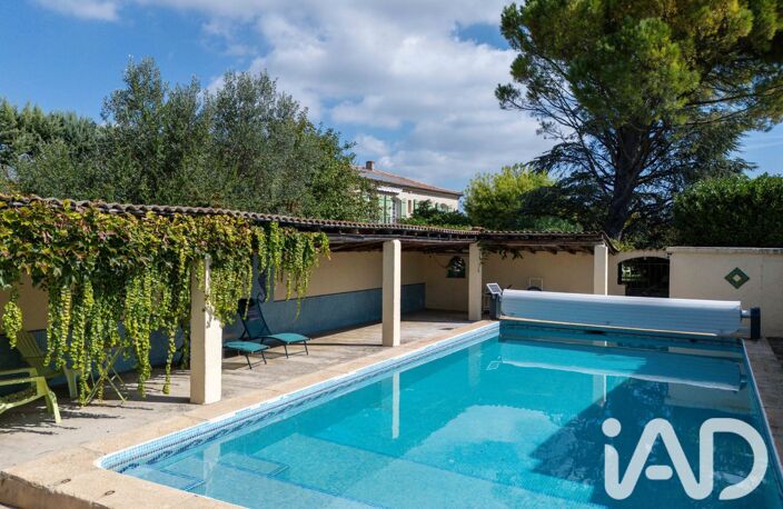 Vente Maison/villa 9 pièces — photo 2