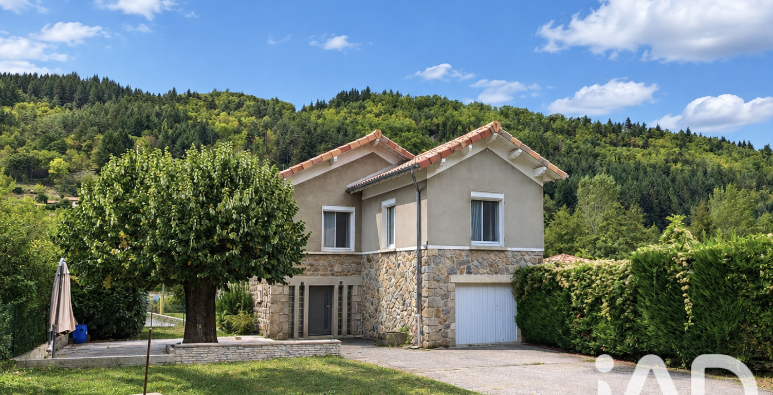 Vente Maison/villa 8 pièces — photo 1
