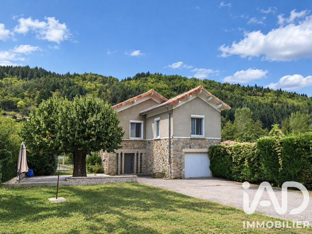 Vente Maison/villa 8 pièces — photo du bien