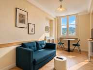 NICE CIMIEZ: 2P DUPLEX + CHAMBRE DE SERVICE — photo 2