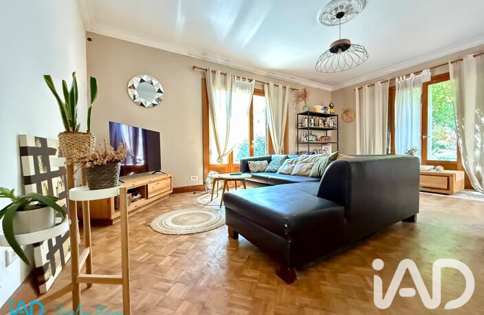 Vente Maison/villa 9 pièces — photo 3