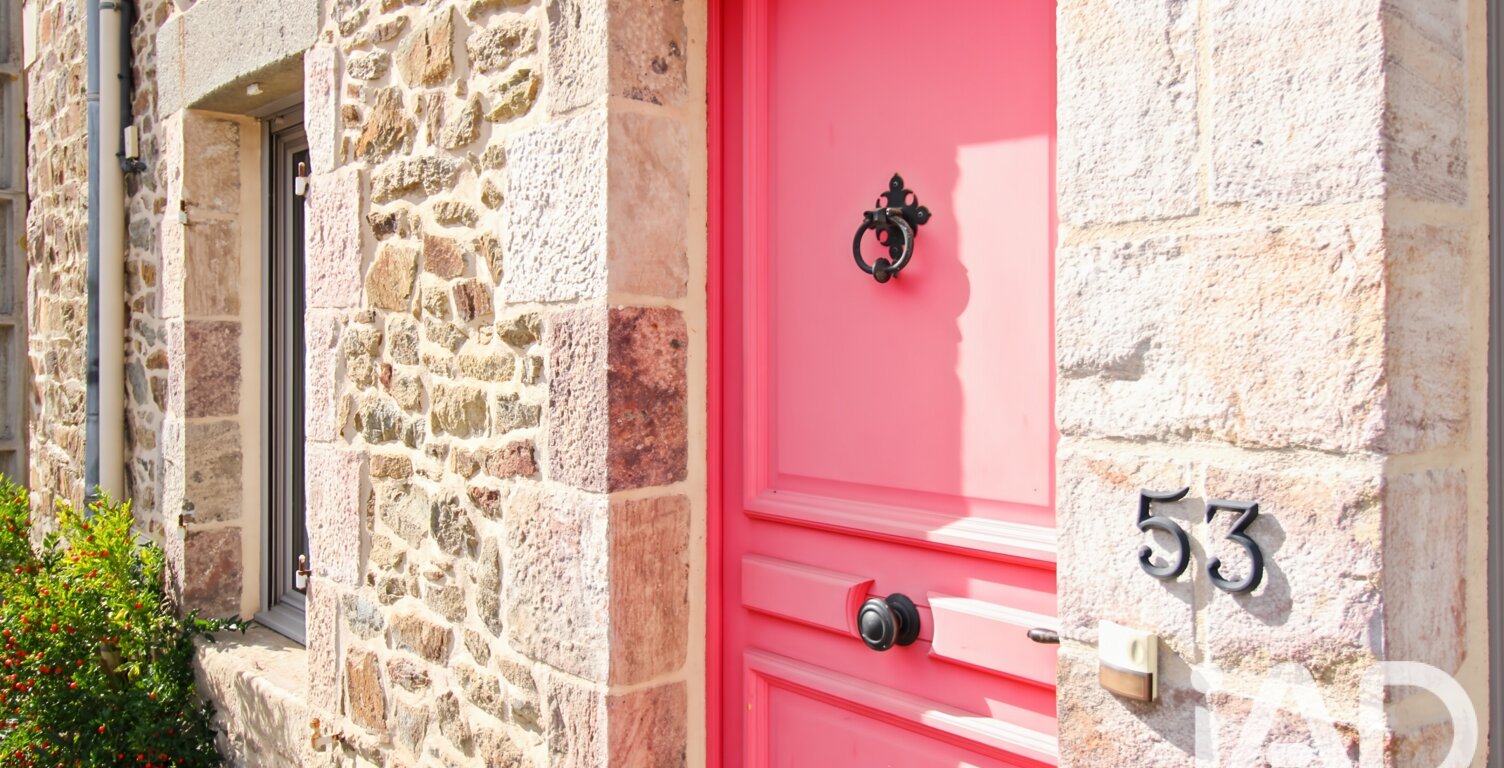 Vente Maison/villa 8 pièces — photo 1